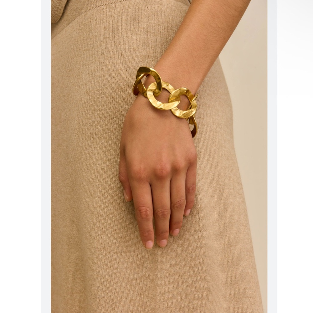 Cult Gaia Dulce Hammered Metal Gold Chain Bracelet $298 MSRP New In Box - Picture 2 of 6